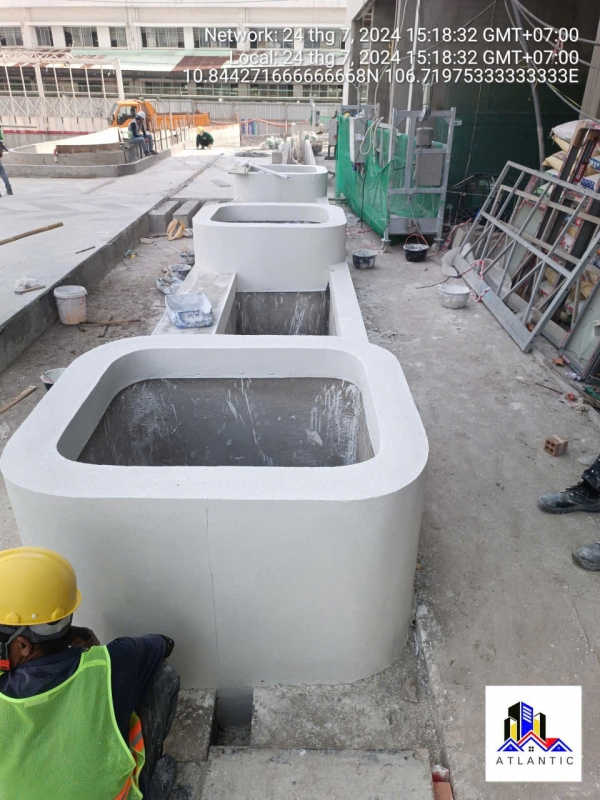 Thi công bồn cây, ghế ngồi đá mài Terrazzo