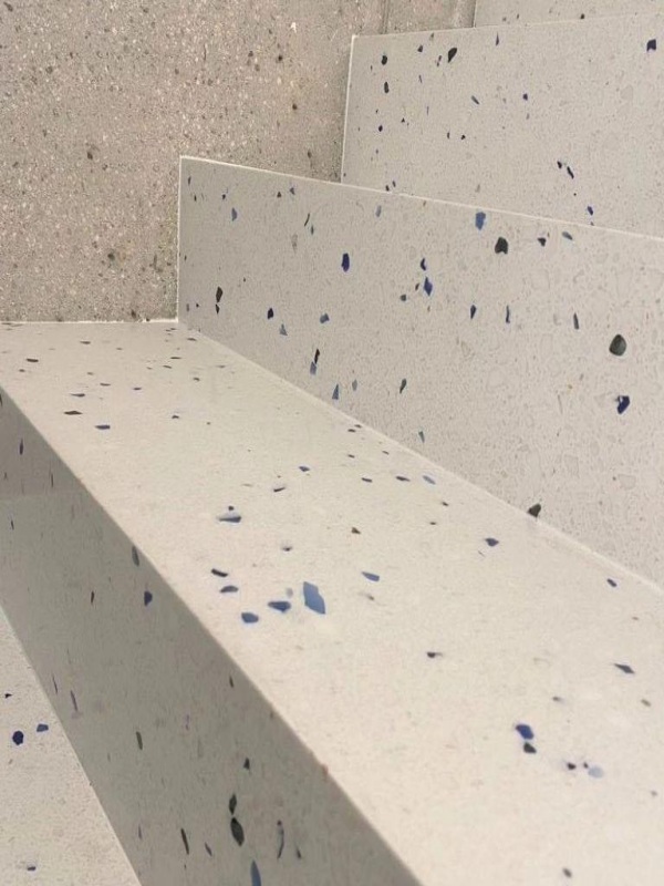 Cầu thang đá mài Terrazzo